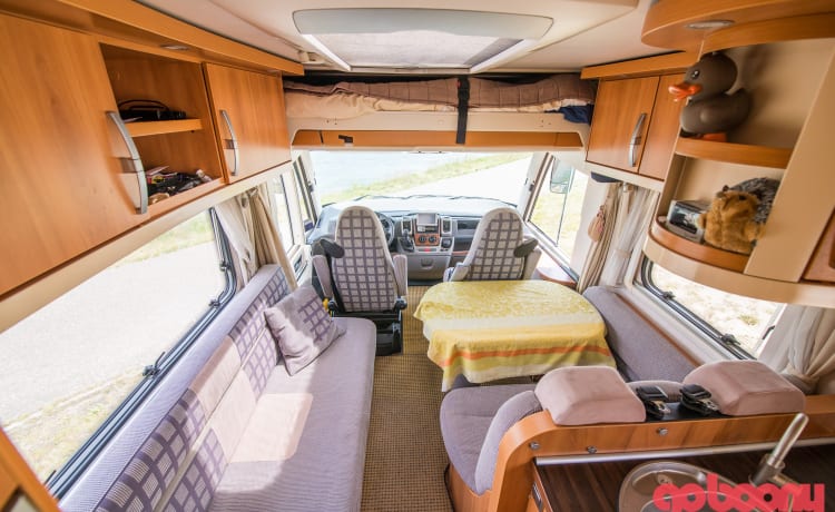 Hymer B 508 CL – Compact en zéér ruim binnen