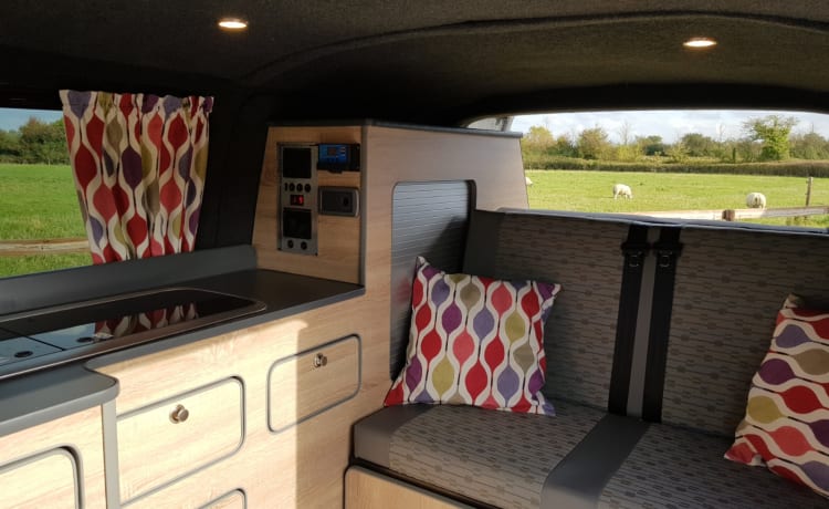 Camping-car VW T5.1 nouvellement et entièrement converti