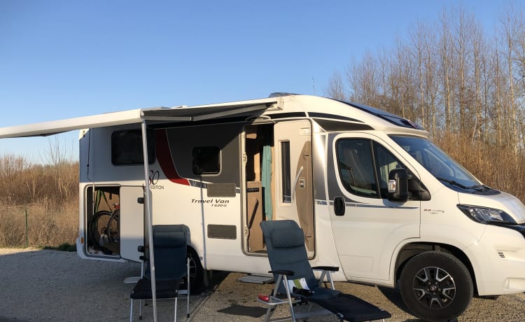 Burstner Travel Van, luxury 2 person camper