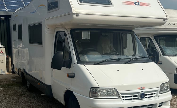 Cruz – 6 berth Fiat Ducato CI from 2004