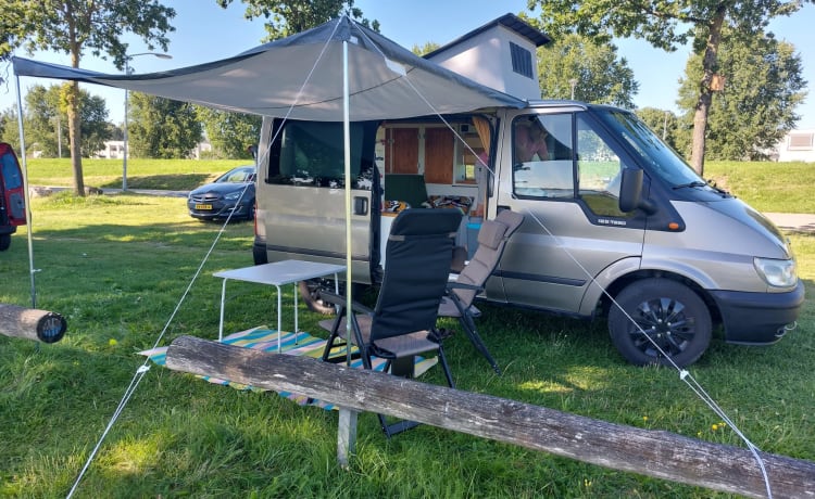 Harrison – 2p Ford campervan from 2003