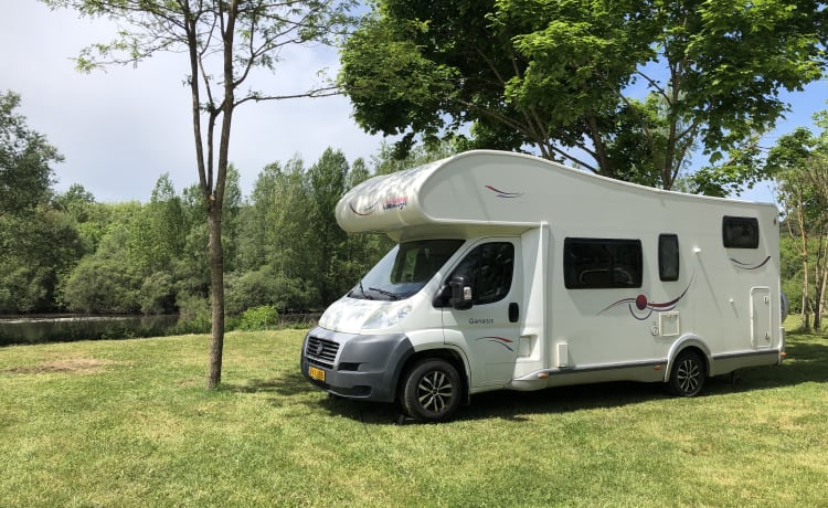 Beau camping-car 6 personnes, tout équipé, chiens admis