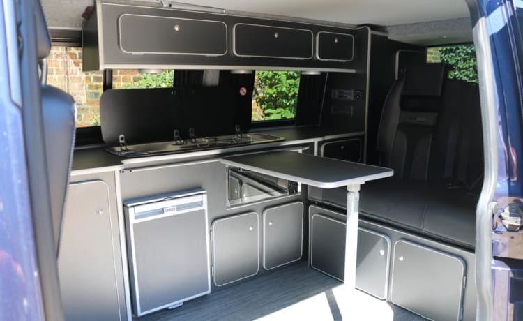 4 Berth VW Transporter Camper King Black Edition