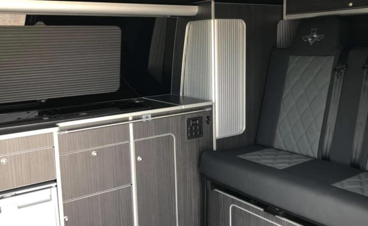 George – VW T6.1 - Luxe conversie uit 2021