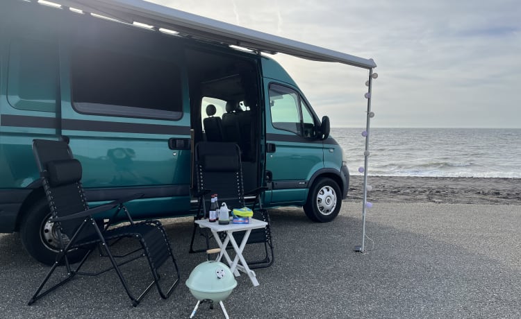 Green cruiser – 2p Renault Master camperbus