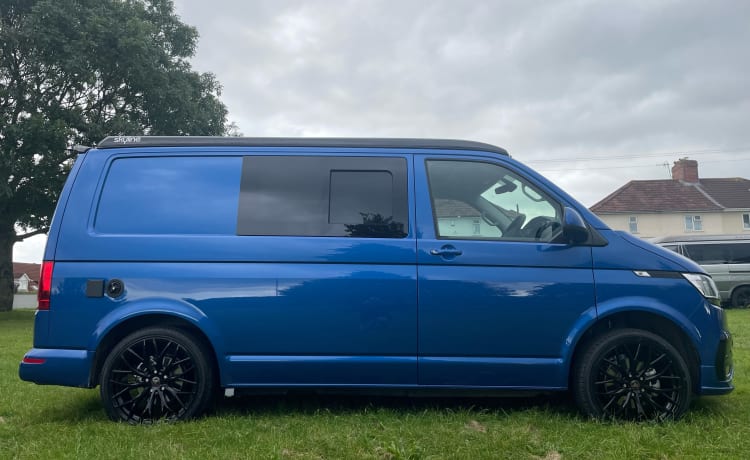 Blue – GLOEDNIEUWE VW TRANSPORTER CAMPERV