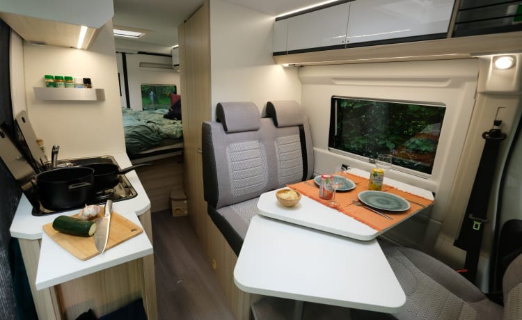 ViniVan – 2021 Adria twin bus camper pannello solare extra pesante