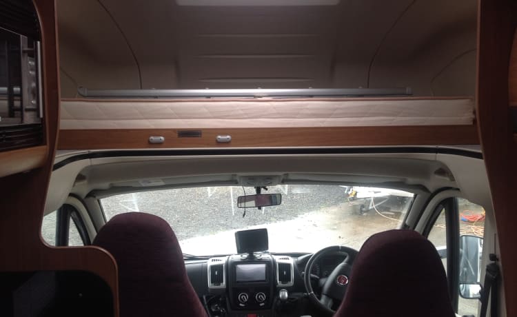 Indy – 6 berth Autotrail Arapaho 2013