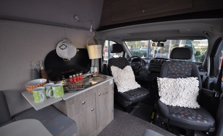 Type 3c – Camping-car unique Mercedes Vito Bus