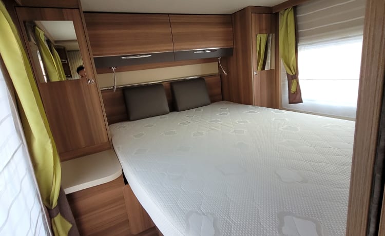 4 person Chausson Titanium (semi-integrated from 2014)