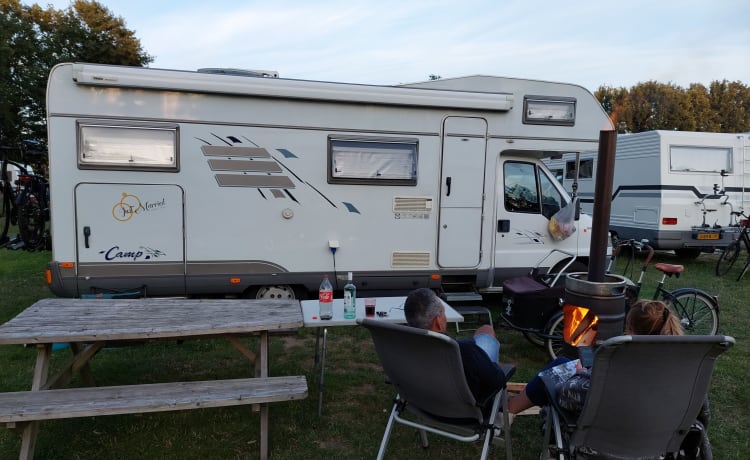 Camping-car familial spacieux et charmant pour 6 personnes