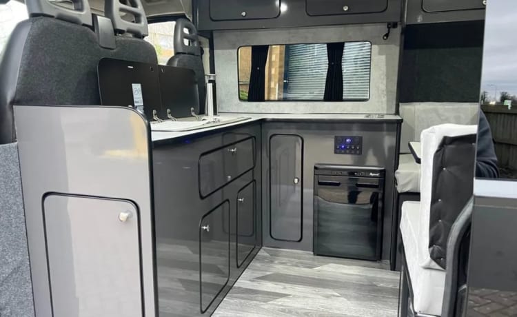 Stealth – 2 / 3 berth Citroën campervan from 2015