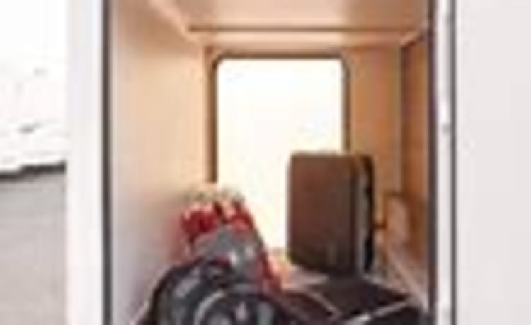 6 berth Ford alcove from 2021