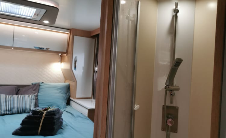 Mercator – Fully equipped new camper