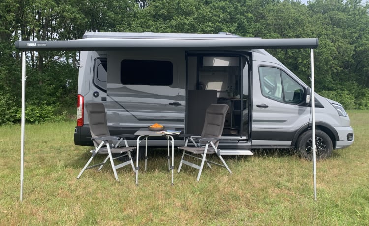 Sportieve 2p LMC campervan bj 2023