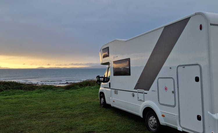 Adria – 7 berth Fiat Ducato  Adria sunliving from 2018