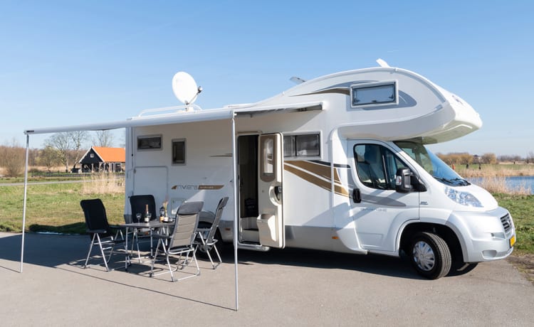 CI Riviera – Camper per famiglie CI Alcove con inventario completo !!