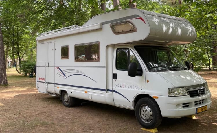 Wildfire – Heerlijke (gezins)camper, ga op avontuur! Max. 4p