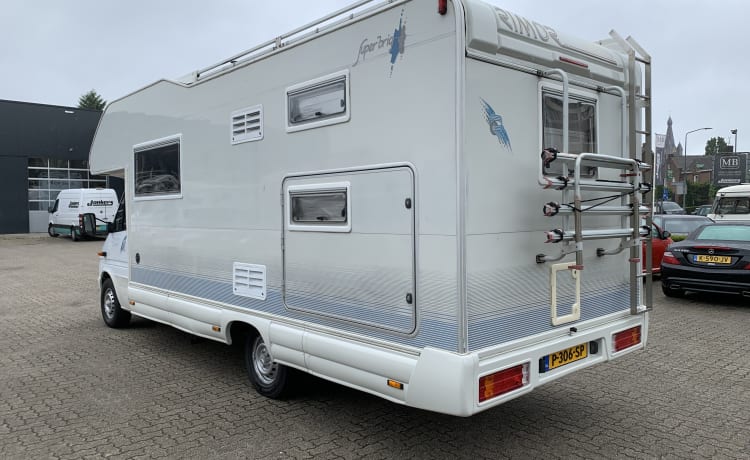 Bari – Familiencamper 7p Rimor Alkoven von 2001