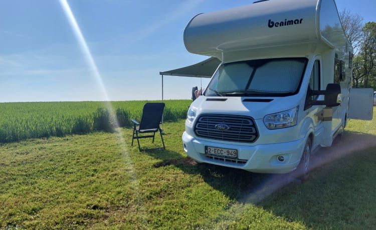 Bramper – Voyage d'aventure : louez notre camping-car pour 4 personnes !