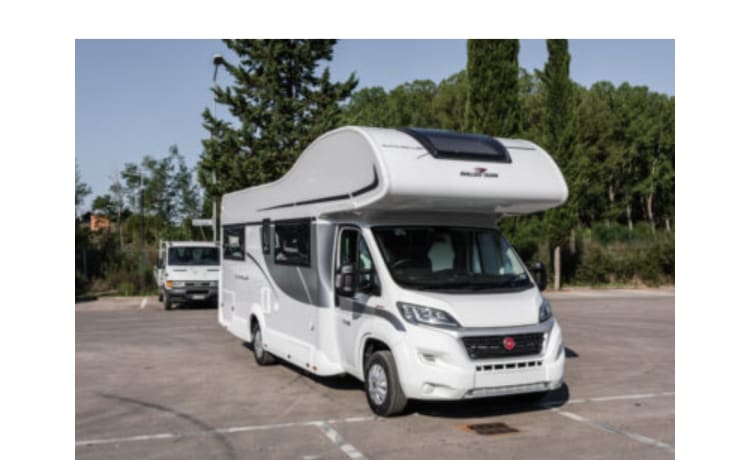 Roller Team 2 – Camper per famiglie di lusso 👪