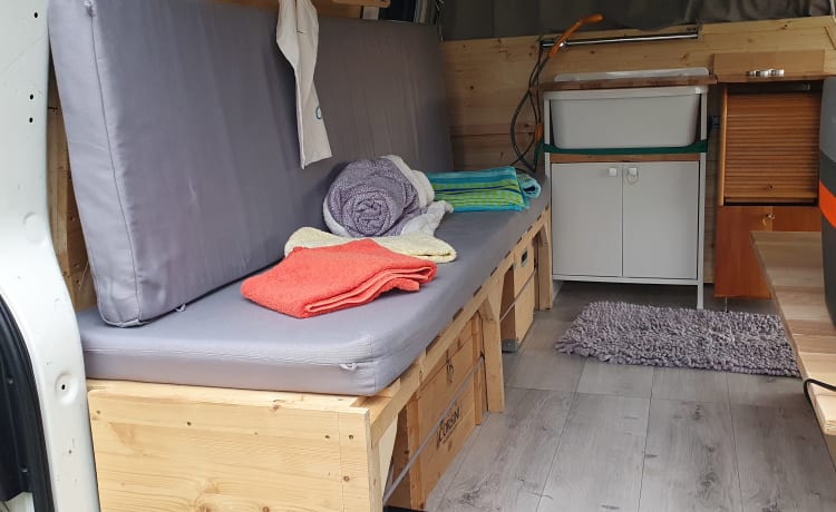 Bornfree  – Bornfree, adventure camper van