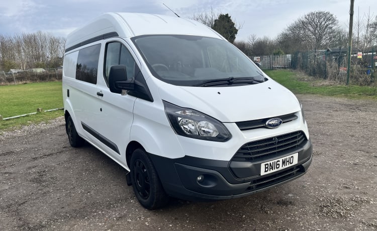 Savannah – 2 berth Ford campervan from 2016