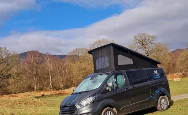 Stunning  – Neuer Ford Campervan mit 4 Schlafplätzen, LWB