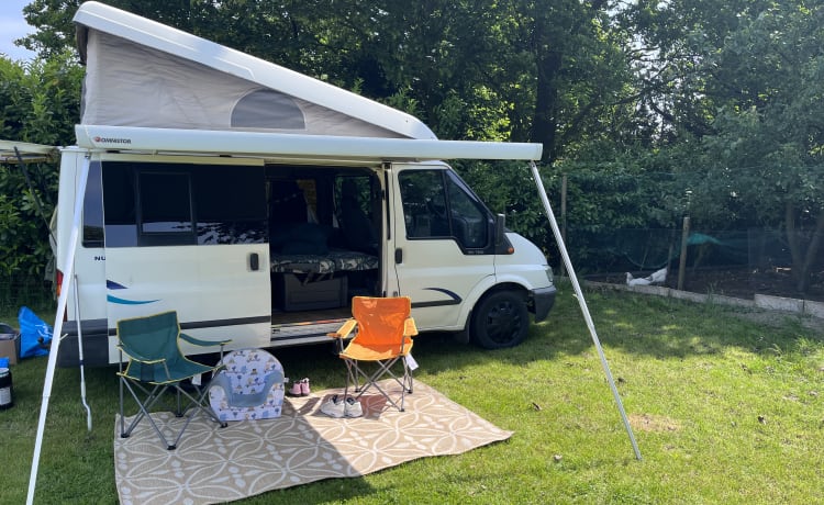 Ford Nugget Westfalia 4p handlicher Grundriss