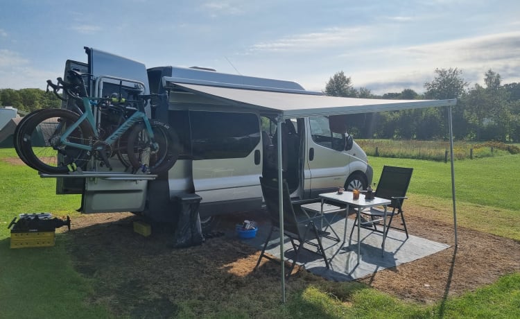 Camping-car compact mais très complet 2 personnes