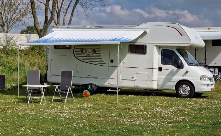 Campie – LMC Liberty complet avec 4 sièges et 6 couchages