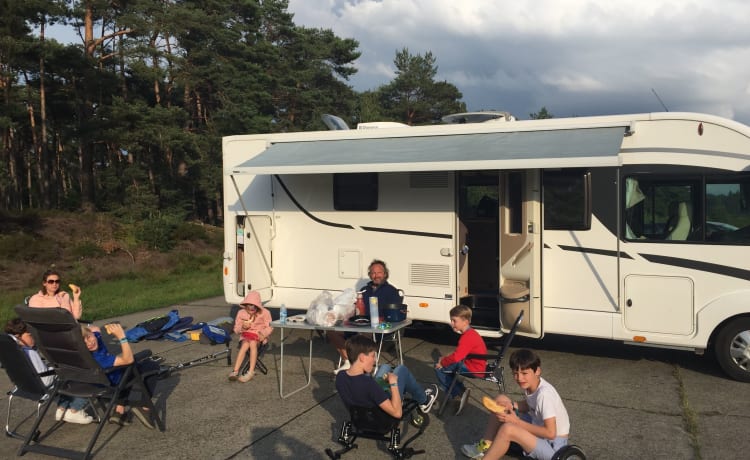 Odette – Luxus Familien Camper 5 p