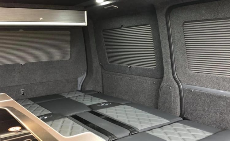 George – VW T6.1 - 2021 luxury conversion