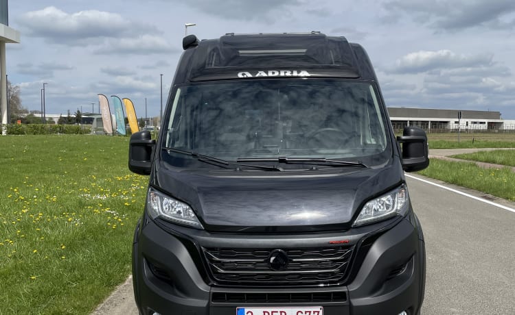 Adria Twin 640 SGX Supreme B AUTOMATIK