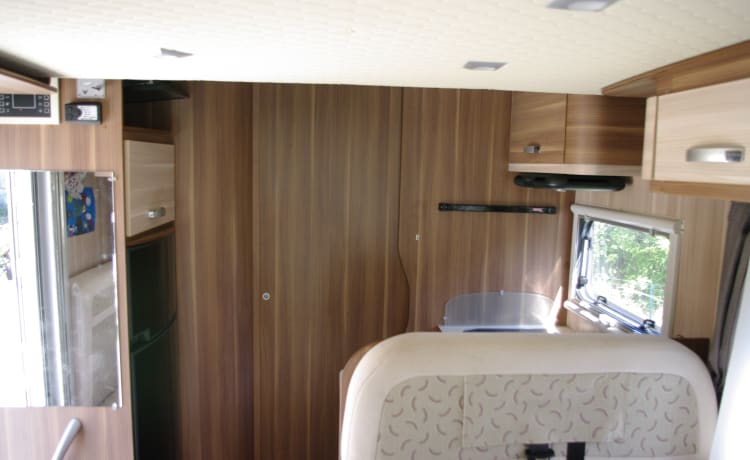 Very nice motorhome, in perfect condition.