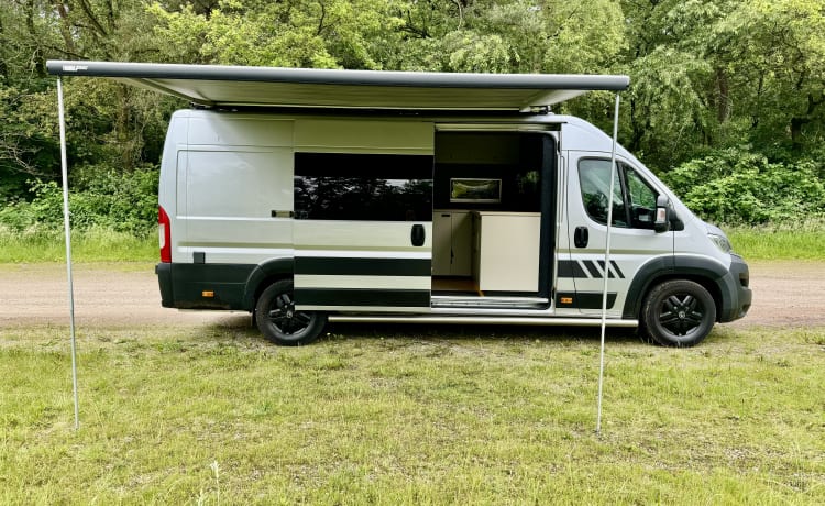 Boaz  – 2p Citroën campervan from 2018