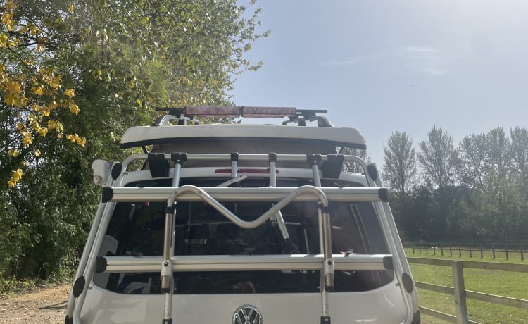 3 berth Volkswagen integrated from 2015