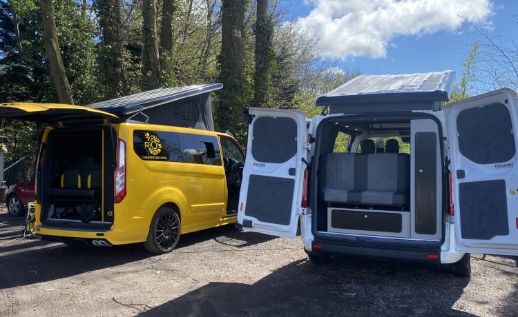 Ford Custom - Rio’s campervan hire 