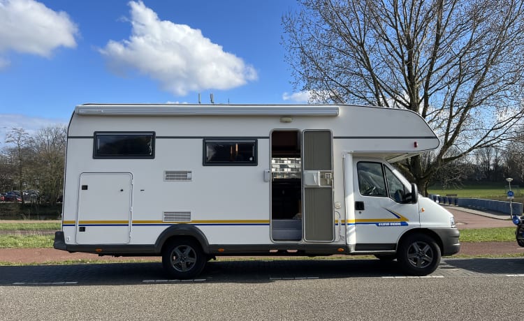 BAMBO WHEELS – Spacious nice family camper