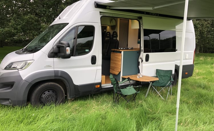 Great family van or spacious luxury for a couple 