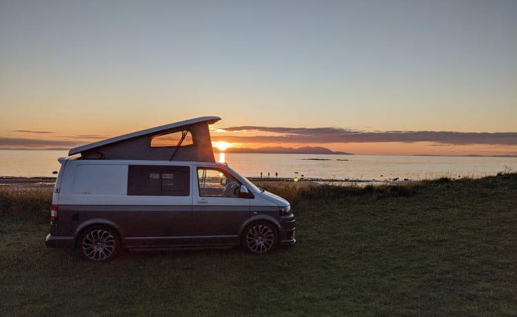 Coco – Family Friendly Campervan in Scotland