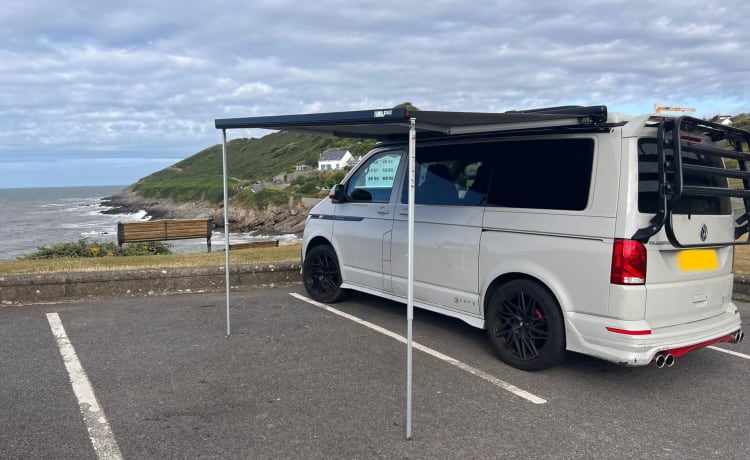 VW_VACAY – 4 berth Volkswagen campervan from 2020