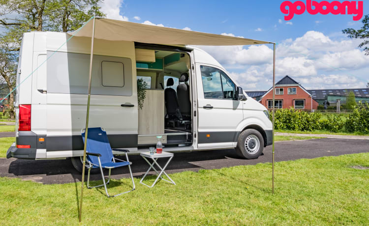 Fluistercamper – VW Crafter 100% électrique, 2 personnes, intérieur 2023