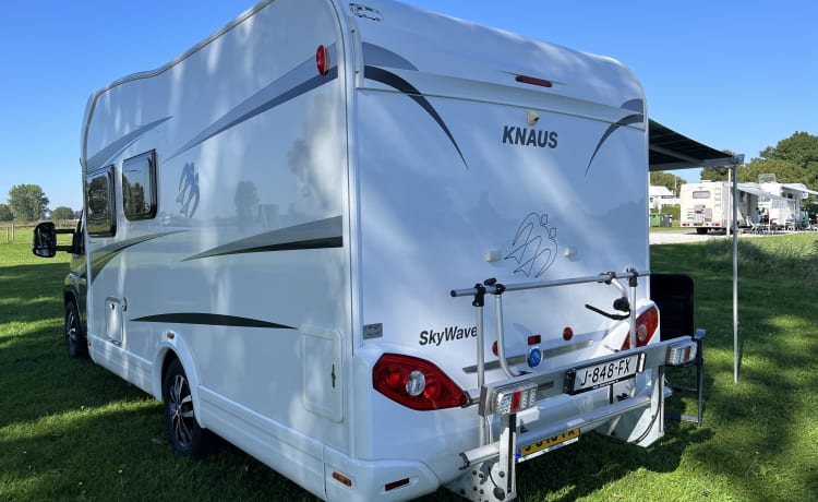 Zeer luxe, ruime en gezellige 4 persoons camper - Fiat Knaus Skywave