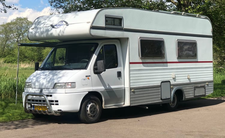 Camper Coby – Alcôve Bergland pour 6 personnes de 2010, particulièrement agréable pour les personnes de grande taille !