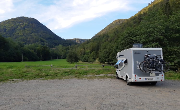 2p Chausson semi-integrated uit 2013