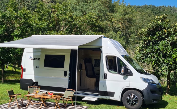 4p Citroën Clever buscamper van alle gemakken voorzien