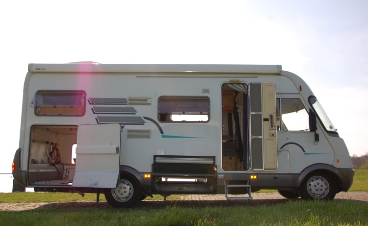 Macarena – Camper con molti extra, integrale