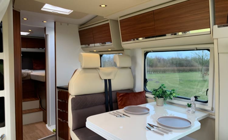 Luxury Adria Matrix SL 670 from 2017