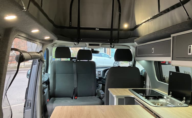 Billy – 4 Posti letto VW T6 - Nuova conversione - Auto - LWB